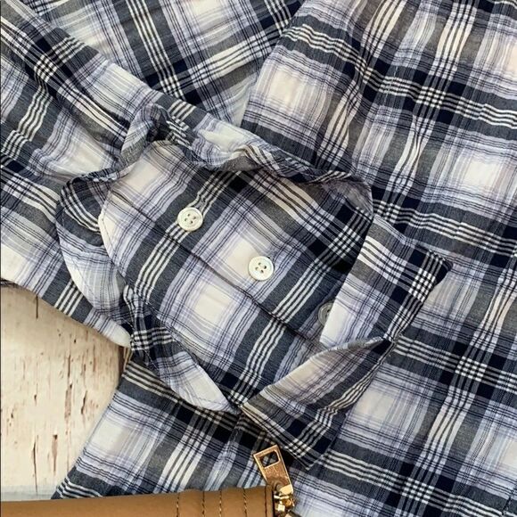 Women’s Max Studio plaid button down size Med NWOT - Picture 3 of 7